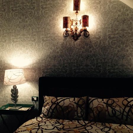 Ferienwohnung La Finestra Sul Cortile Aosta Exterior foto